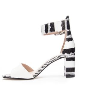 NWT Chinese Laundry geometric strap block heel